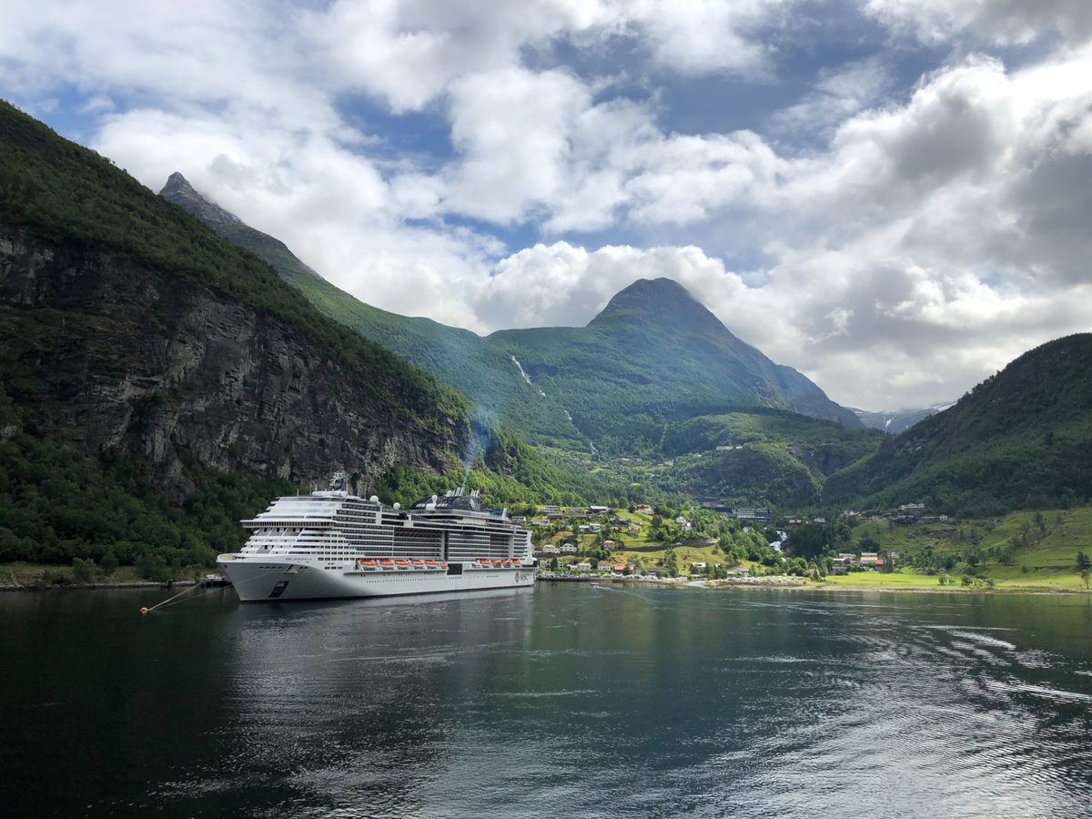 Скандинавия и Фьорды